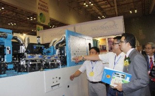 300 doanh nghiệp tham gia Triển lãm nhựa, cao su