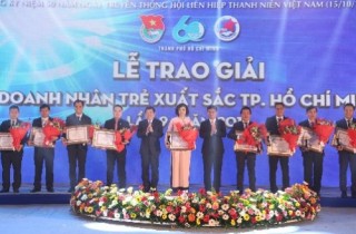 Trao giải thưởng doanh nhân trẻ xuất sắc TP. HCM 2016