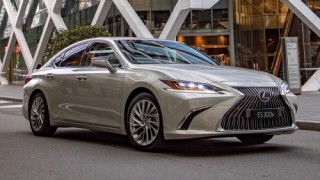 Lexus ES thế hệ mới chuẩn bị ra mắt khách hàng Việt