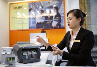 “Gửi tiền trực tuyến - Khuyến mại lãi cao” cùng SHB