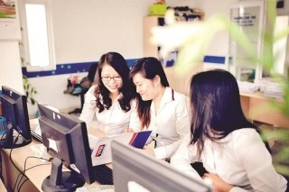 Nước Nga không xa