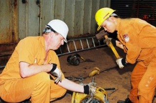 Lao động nước ngoài: Thông thoáng vẫn tuân thủ đúng luật