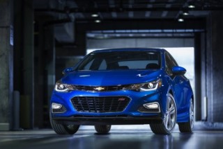 Chevrolet Cruze 201 hứa hẹn doanh số cao do có giá tốt