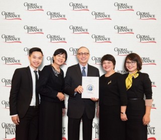 BIDV nhận giải ngân hàng cung cấp dịch vụ mua bán ngoại tệ tốt nhất Việt Nam