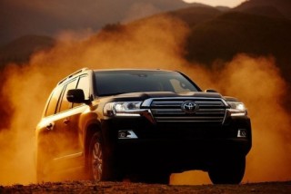 Toyota Land Cruiser 2019 có giá từ khoảng 2,06 tỷ đồng