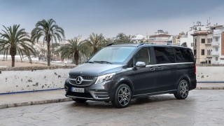 Mercedes-Benz V-Class 2020 giá từ 2,579 tỷ đồng có gì?