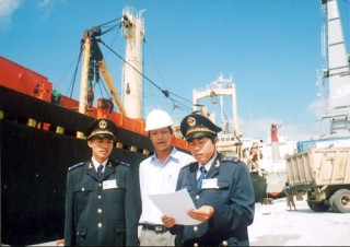 Chính sách trói thực thi