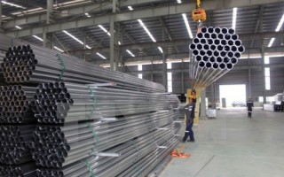 Ngành thép: Cơ hội lớn hơn xuất khẩu