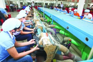 Còn “nói xấu” nhau đừng nói đến phát triển
